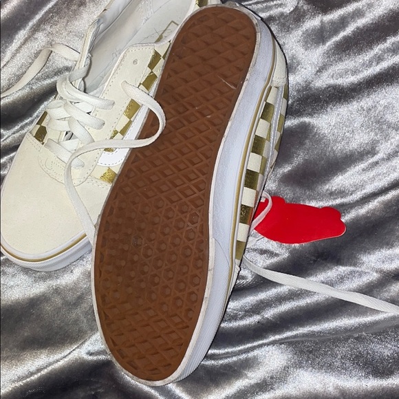 Women’s Vans - Picture 3 of 4